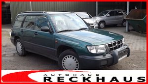 SUBARU Forester S10 