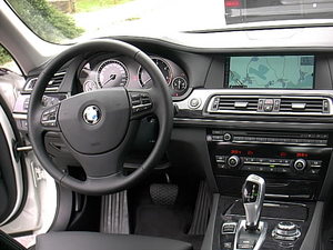 740d xDrive F01