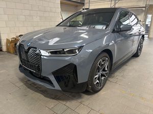 BMW-iX-xDrive40 Sport Sport DAP+PAP Harman,yıllık otomobil