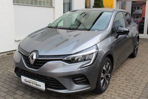 RENAULT-Clio-5 Evolution TCe 90 Ganzjahresreifen,teşhirdeki otomobil