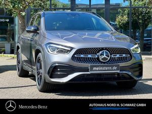 MERCEDES-BENZ-GLA 200-4MATIC Pano Night SpurW S-Sitz KAM PDC S,One-year old vehicle