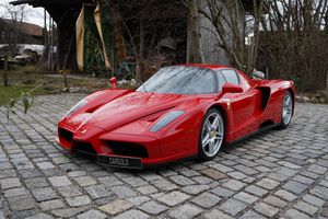FERRARI-Enzo Ferrari-1Hand, deutsches Fahrzeug, erst 20757 km,Ojazdené vozidlá