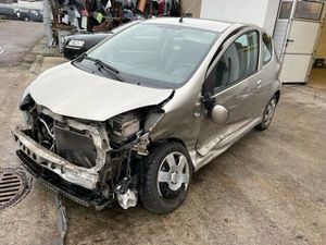 TOYOTA-Aygo (X)-Aygo Basis,Accident-damaged vehicle