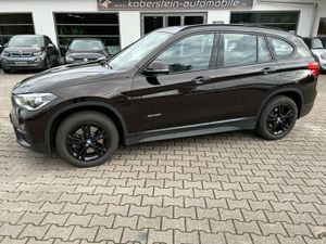BMW-X1-*Leder,Navi,LED,Panorama,Automatik,1Hand*,Vehículo de ocasión