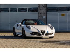 ALFA ROMEO-4C-Spider 1750 TBI Top Zustand Leder rot,Véhicule d'occasion