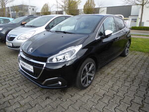 PEUGEOT-208-Allure Sitzheizung Navi Winterräder,Begangnade