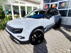 JEEP-Avenger-Avenger Overland 4Xe,Тестова кола