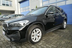 BMW-X1-sDrive 20 LED Panorama Kamera Top Zustand!,Ojetá vozidla