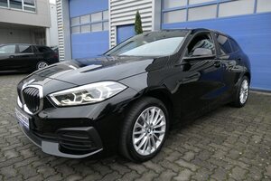 BMW-120 d-Advantage LED Kamera Top Zustand!,Pojazdy używane