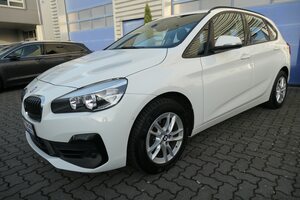 BMW-218 Active Tourer-Navi AHK Top Zustand!,Vehículo de ocasión