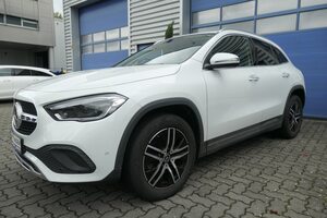 MERCEDES-BENZ-GLA 200-d 4Matic Progressive Kamera Multibeam Distronic,Used vehicle