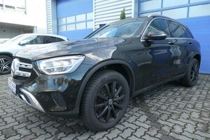 MERCEDES-BENZ-GLC 200 d 4Matic-AMG Line LED Kamera Top Zustand!,Употребявани коли
