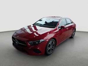 MERCEDES-BENZ-A 180 Limousine AUT DynLicht Fernlichtass Kam-,Подержанный автомобиль