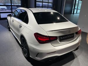MERCEDES-BENZ