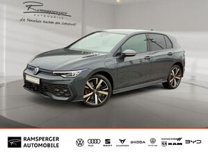 VW-Golf-VIII 15 TSI DSG GTE ACC Matrix Navi Kamera,Подержанный автомобиль