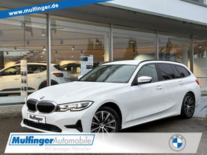BMW-330-330d T SportsHUD StandhLiveProfKamera DrivAss Bluetooth Navi LED Klima Standhzg PDC el Fenster,Ojetá vozidla