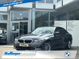 BMW-320-320d xDrive Laser SportsLiveProfSitzhHiFi AHK Bluetooth Navi Vollleder Klima PDC el Fenster,Polovna