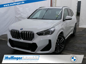 BMW-X1-X1 x30e M Sport HUD ACC PanoDAktivSH/KPark+19 Sportpaket Bluetooth Navi LED Vollleder Klima Stand,Был в употреблении менее года