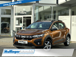 DACIA-Sandero-Sandero Stepway TCe90 Extreme Navi AHK 5800km! Bluetooth LED Klima Einparkhilfe el Fenster,Használtautó