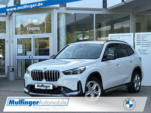 BMW-X1-X1 x23d SportsAd-LED Kamera LenkradhAHK 18 Bluetooth Navi Vollleder Klima PDC el Fenster,Polovna