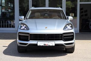 PORSCHE
