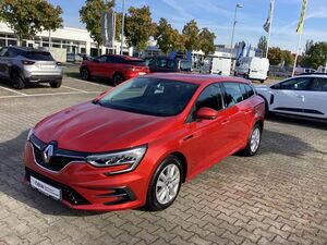 RENAULT-Megane-Grandtour Equilibre BLUE dCi 115 EDC,Kolisjonsbiler