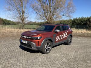 DACIA-Duster-Journey TCe 130,Veicolo da dimostrazione