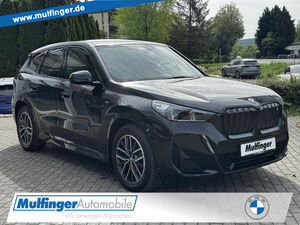 BMW-iX1-iX1 xDrive30 M Sport AHK LED Sportpaket PDC,Gebrauchtwagen