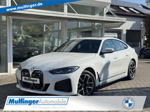 BMW-i4-i4 e35 M Sport ACC Kamera GlasdLive-Navi HiFi Sportpaket Bluetooth LED Klima PDC el Fenster,Használtautó