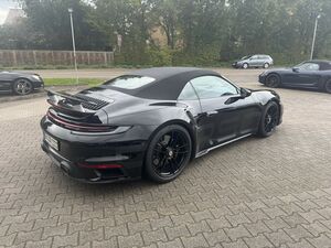 PORSCHE