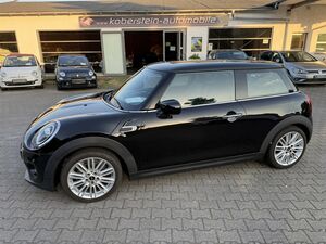 MINI-Cooper-Chilli II*1Hand,LED,Panorama,Teilleder*,Vehicule second-hand