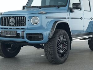 MERCEDES-BENZ