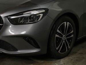 MERCEDES-BENZ