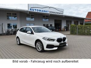 BMW-118-i Advantage Sitzhzg PDC LM 17 Zoll LED GRA,Véhicule d'occasion