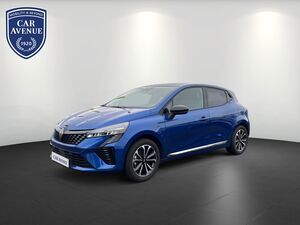 RENAULT-Clio-Techno E-Tech Full Hybrid 145,teşhirdeki otomobil