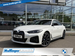 BMW-i4-i4 M50 LiveProf SuView HUD ACC Sitzh Memory 19,Ojetá vozidla