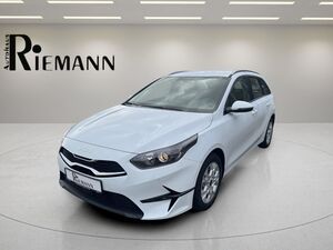 KIA-Ceed Sportswagon-10 T-GDI 48V DCT Ultimate Edition + Totwinkelassistent,de demostración