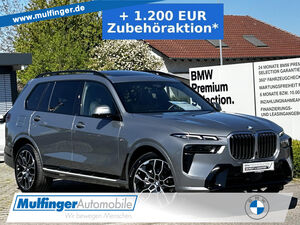 BMW-X7-X7x40d M Sport Sky ExDriveProAHK22 NP:136160 Sportpaket Bluetooth HUD Navi LED Vollleder Klima Luf,Jednoroční vozidla