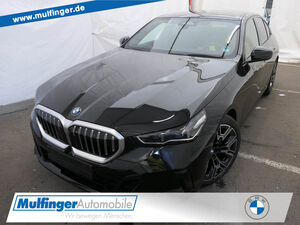 BMW-520-520d xDrM Sport ACC SurView KomfS+BelÃ¼ftHa/Ka Sportpaket Bluetooth HUD Navi LED Vollleder Klima,Jahreswagen