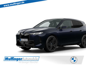 BMW-iX-iX x45 M Sport Pro ACC IntAktivLSitzbel360°AHK Sportpaket Bluetooth HUD Navi LED Klima Aktivlenku,kullanılmış otomobil