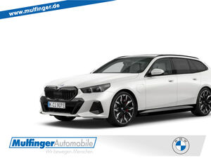 BMW-550-550e xDrM PRO HUD ACCIntAktivPanoBWAHK 21 Sportpaket Bluetooth Navi LED Vollleder Klima Aktivle,Был в употреблении менее года