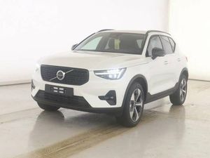VOLVO-XC40-B4 Plus Dark 2WD,Használtautó
