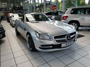 MERCEDES-BENZ