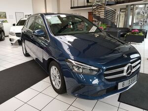 MERCEDES-BENZ