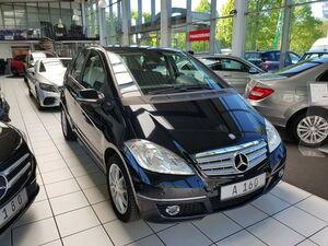 MERCEDES-BENZ