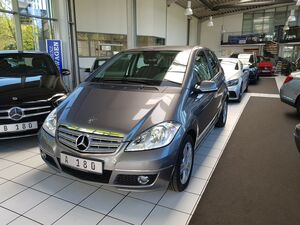 MERCEDES-BENZ-A 180-AVANTGARDE KLIMA SPIEGELKAPPBAR TEILLDER,Begangnade