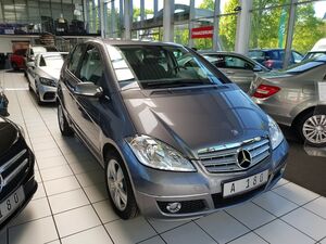 MERCEDES-BENZ