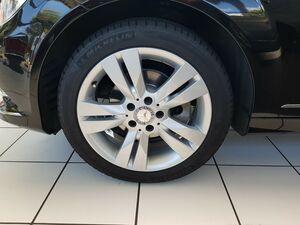 MERCEDES-BENZ