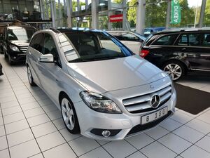 MERCEDES-BENZ