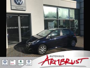 PEUGEOT-208-208 61KW 5 Gang Schaltwagen Euro 6 Bluetooth Klima Einparkhilfe el Fenster,Употребявани коли